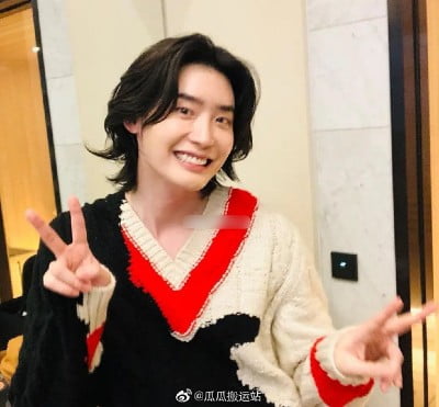 Lee Jong Suk shocked everyone because of his strange appearance, Cnet spread rumors about Lee Jong Suk were cosmetic surgery on his face! 1