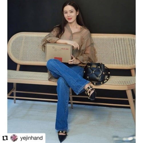 Hyun Bins Fiancee Son Ye Jin Shared Ts From Valentino And Could Appear At The Valentino 