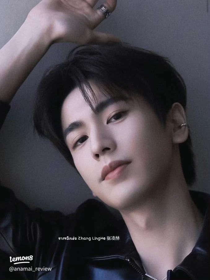 Idol Actor Zhang Linghe Forced to Change Hotels 5 Times Due to Stalking Fans, Fled from Event! 1