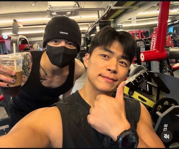 Kim Jong-kook Frustrated Over Photo Incident Involving BTS’s Jungkook