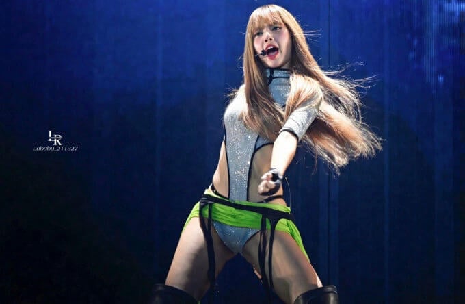 BLACKPINK’s Lisa Flees Wealthy CEO Boyfriend Amid Tour Break? 16 BLACKPINK’s Lisa Flees Wealthy CEO Boyfriend Amid Tour Break? 2